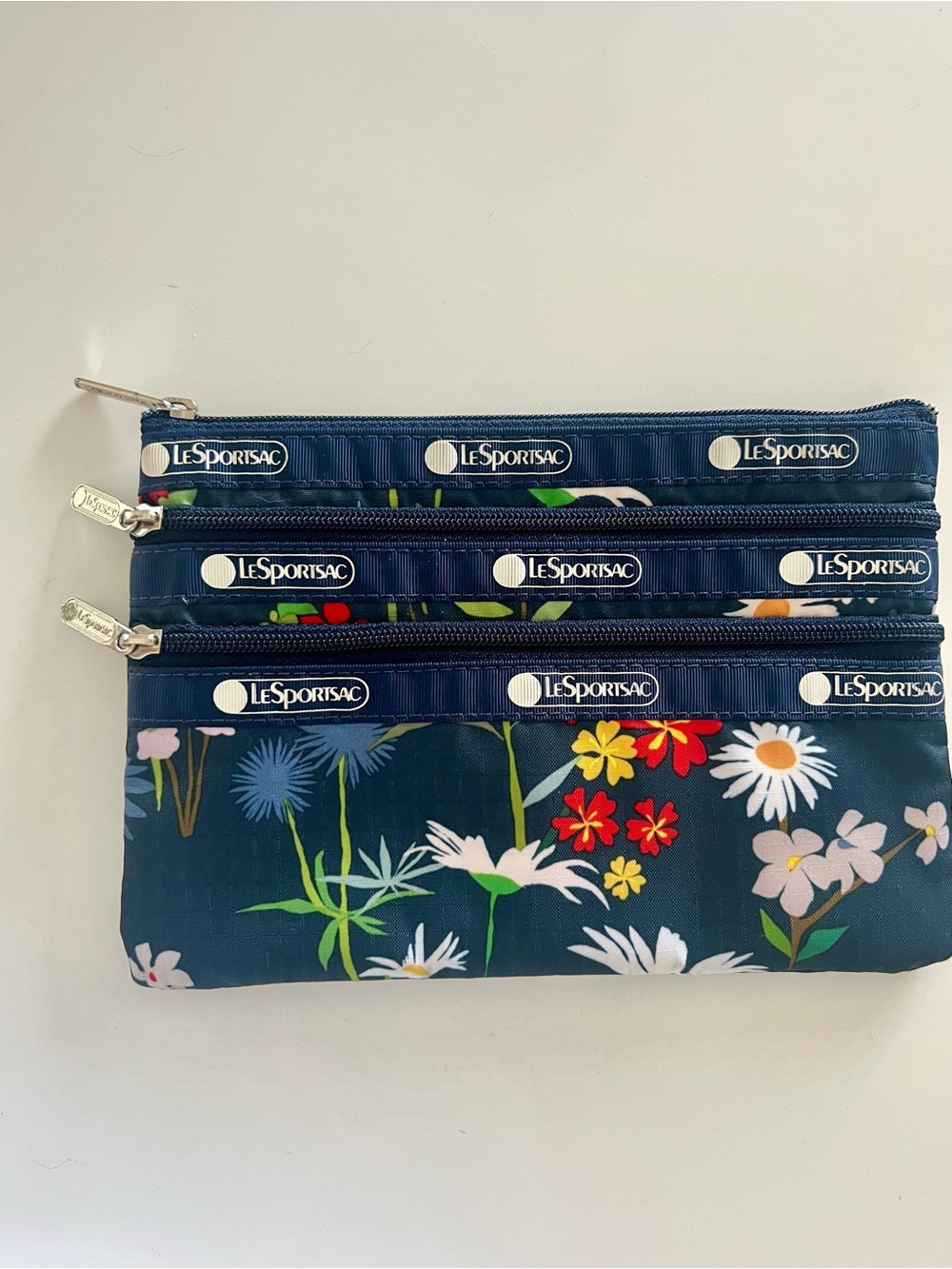 LeSportsac 3-Zip Cosmetic pouch Floral Blooms Navy print NWOT
